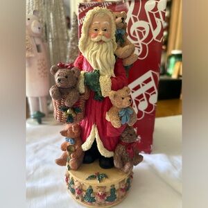 San Francisco Music Box Santa with teddy bears
